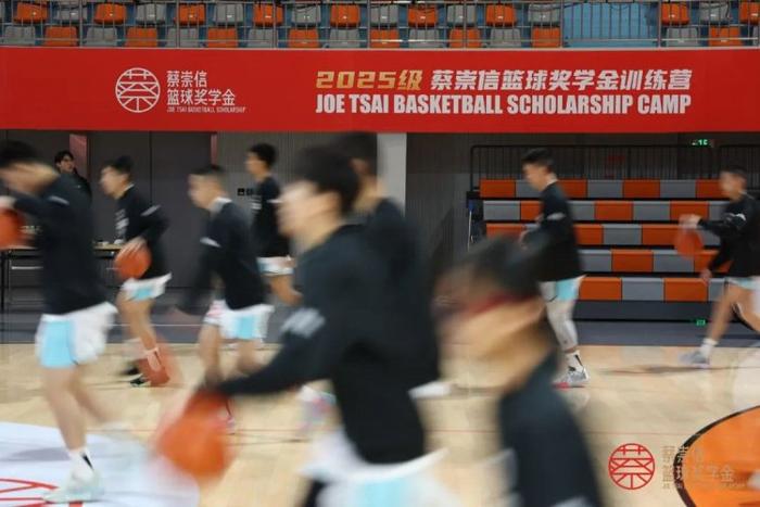 如何通过快攻训练提升团队协作能力?_1